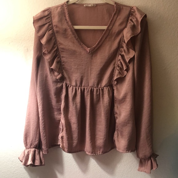 Altered State long sleeve ruffled v-neck blouse - Picture 1 of 5